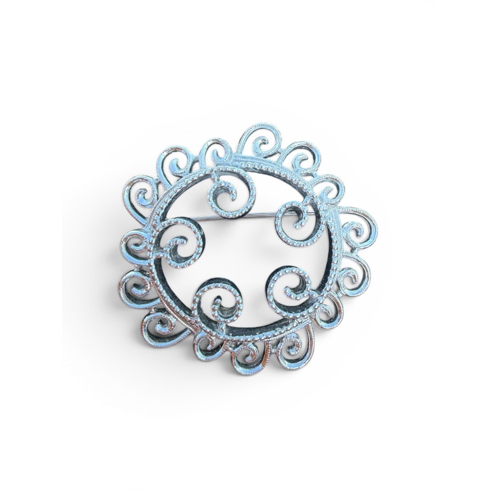 Vintage Sarah Coventry Silver Tone Scroll Swirl Circular Brooch Pin Silvery Mist